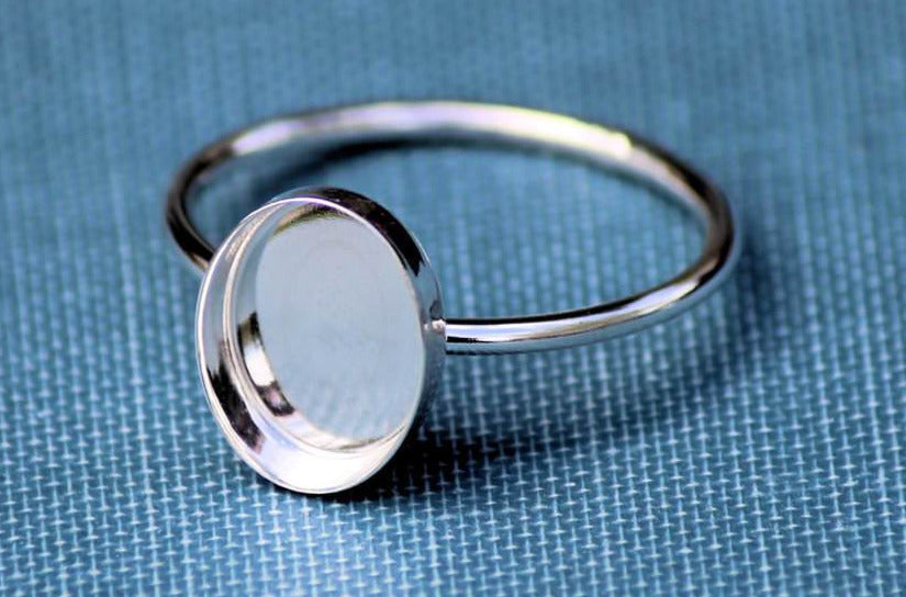 Silver 8x6mm Oval Bezel Cup Ring blank 14G RING BAND Armored Supply Co