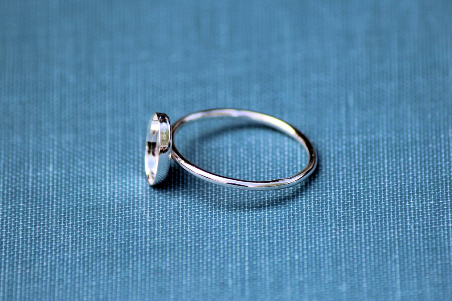 9x7mm Oval Bezel Cup Ring blank, Oval Cabochon, Cab Resin, Breast Milk, DIY jewelry supplies, build your ring, wholesale jewelry, diy ring