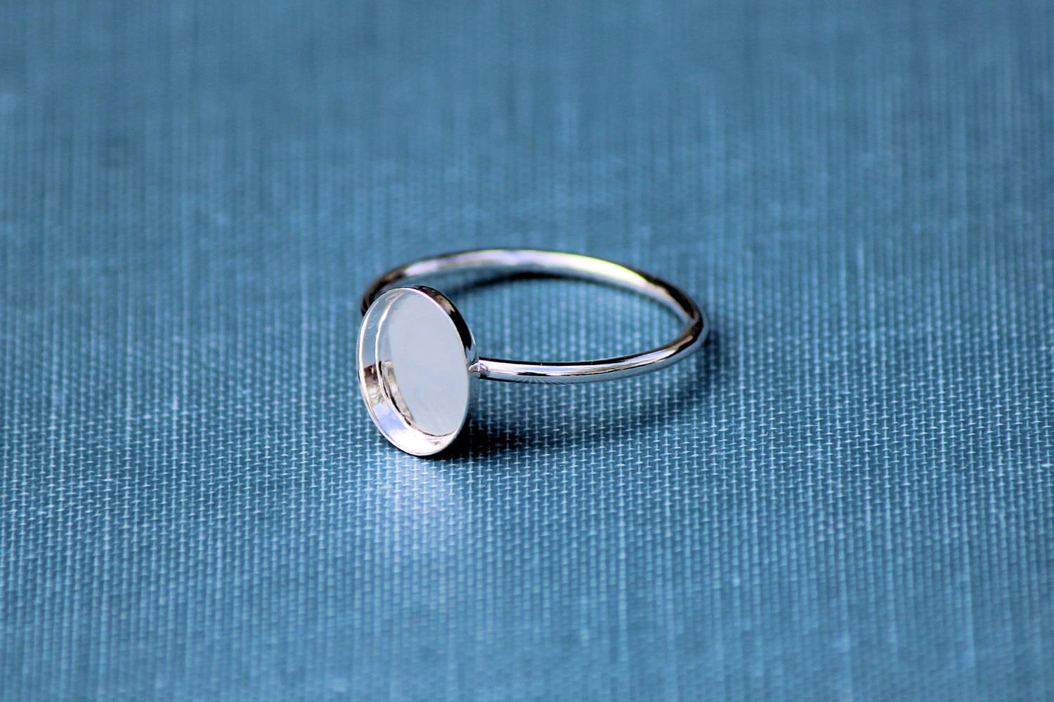 9x7mm Oval Bezel Cup Ring blank, Oval Cabochon, Cab Resin, Breast Milk, DIY jewelry supplies, build your ring, wholesale jewelry, diy ring