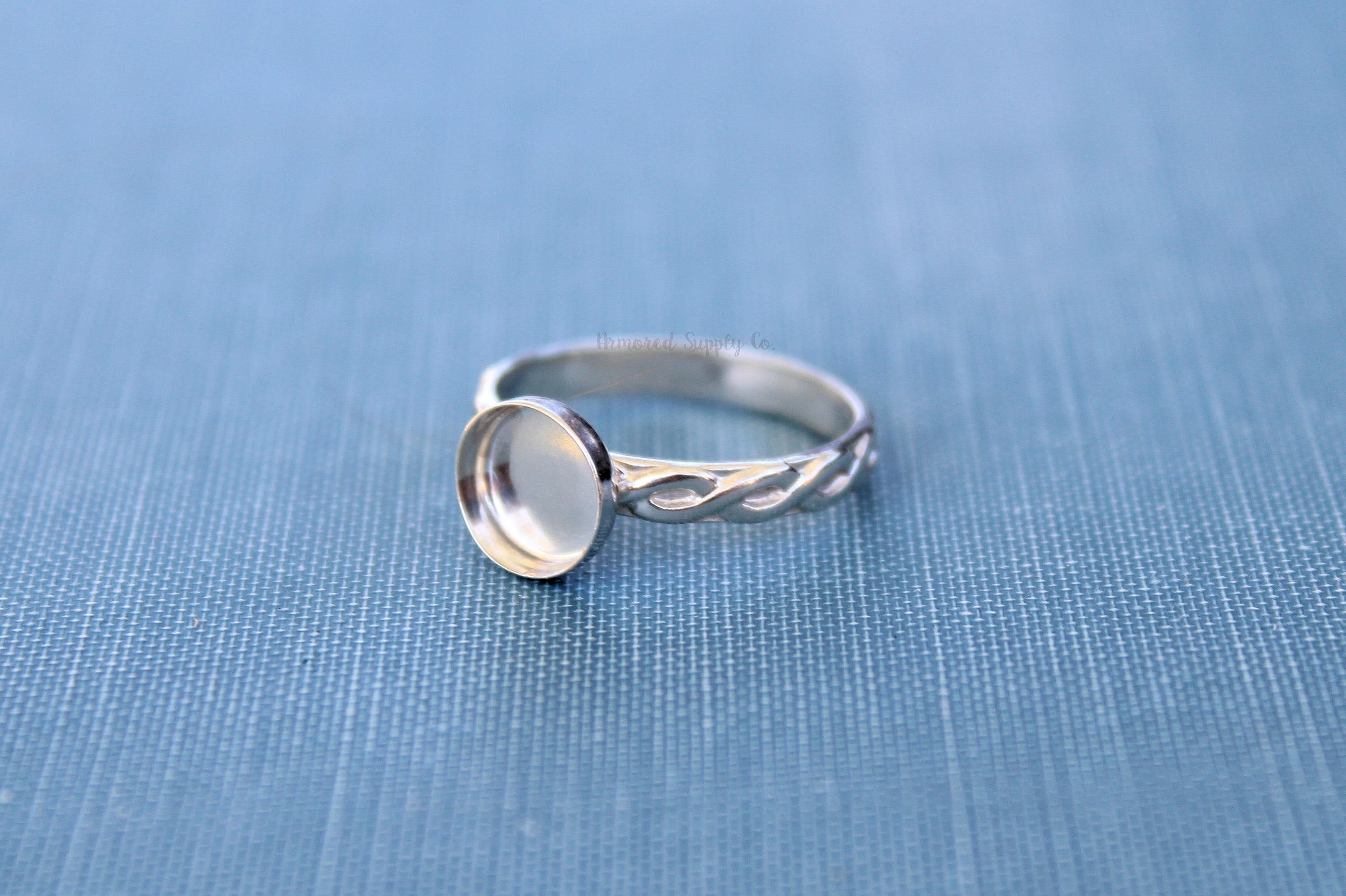 Celtic Infinity Bezel Cup Ring blank, Round Cabochon, Cabochon, Resin Pad, DIY jewelry supplies, build your ring, wholesale jewelry 6mm 8mm