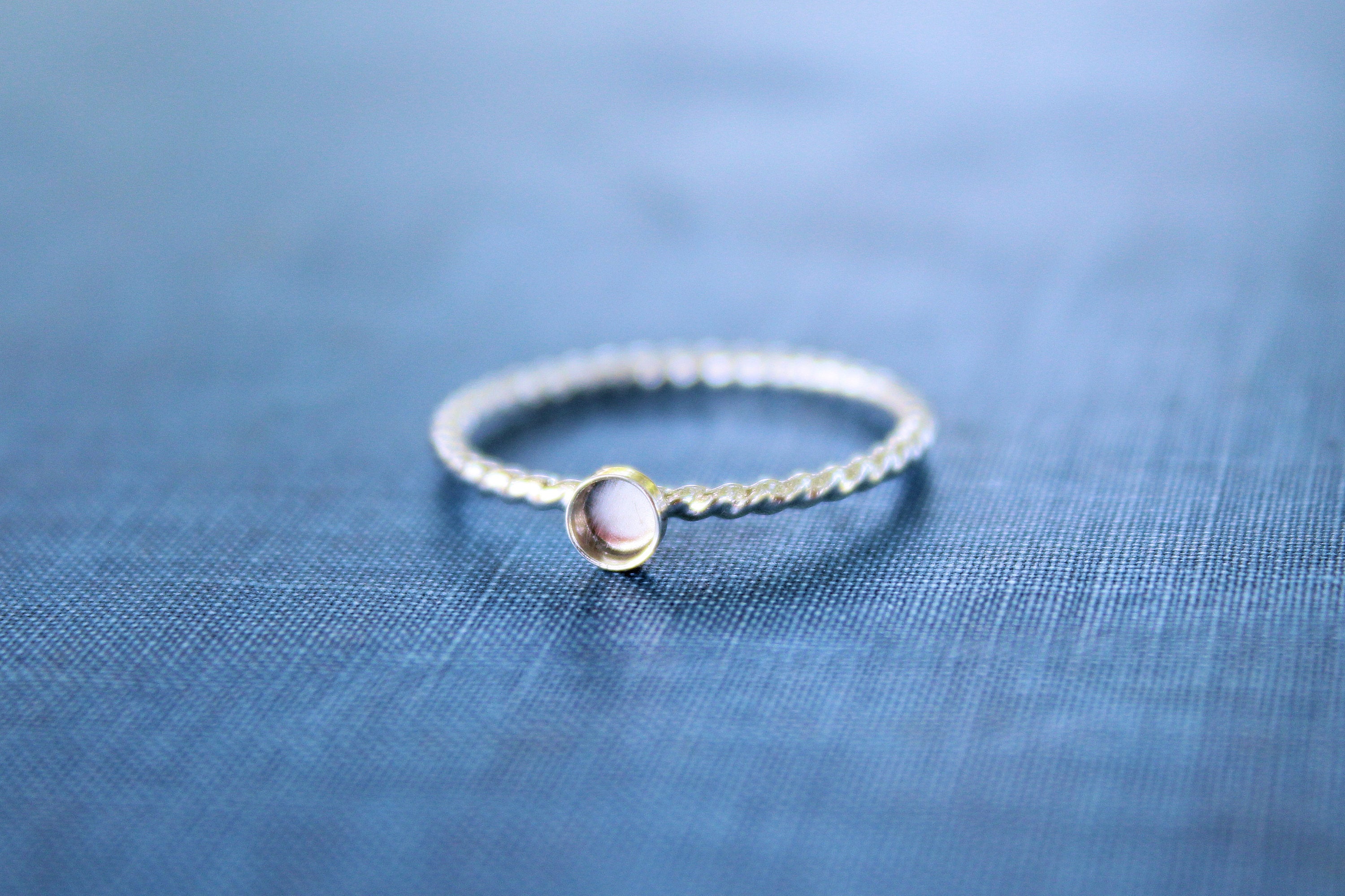 Silver 4mm Bezel Cup Rope Ring blank, Round Cabochon, Cab Resin Pad Breast Milk, DIY jewelry supplies, build your ring, wholesale jewelry