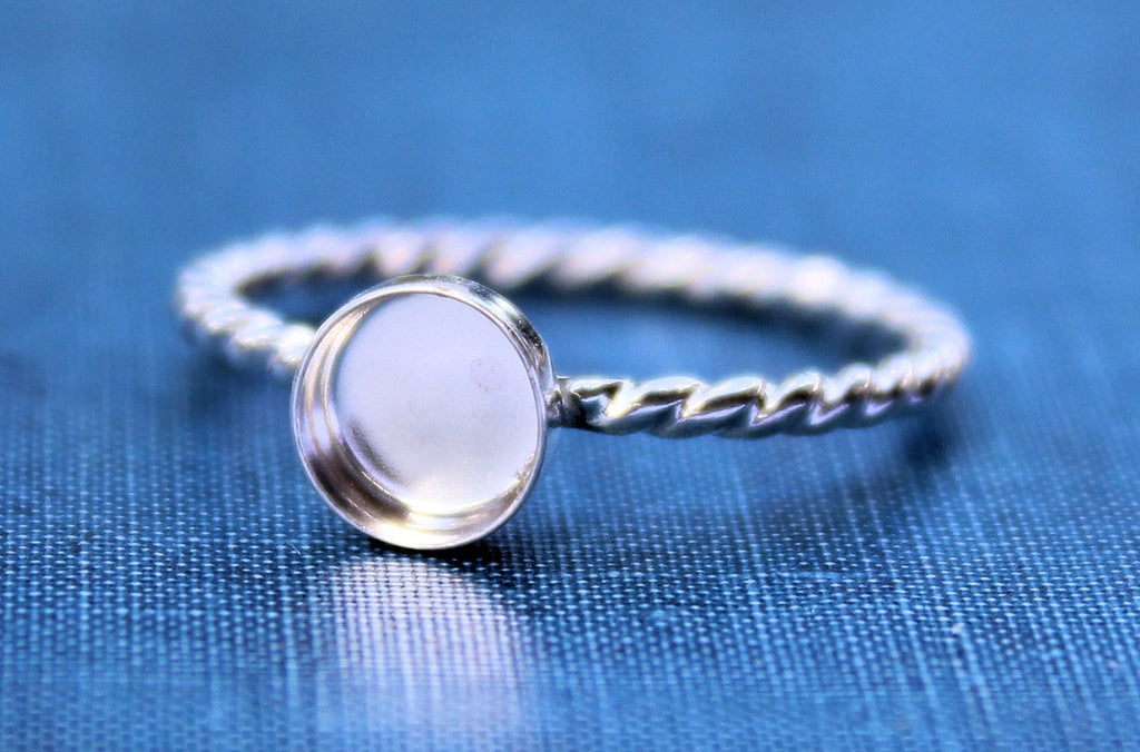 Silver 7mm Bezel Cup Rope Ring blank, Round Cabochon, Cab Resin Pad Breast Milk, DIY jewelry supplies, build your ring, wholesale jewelry