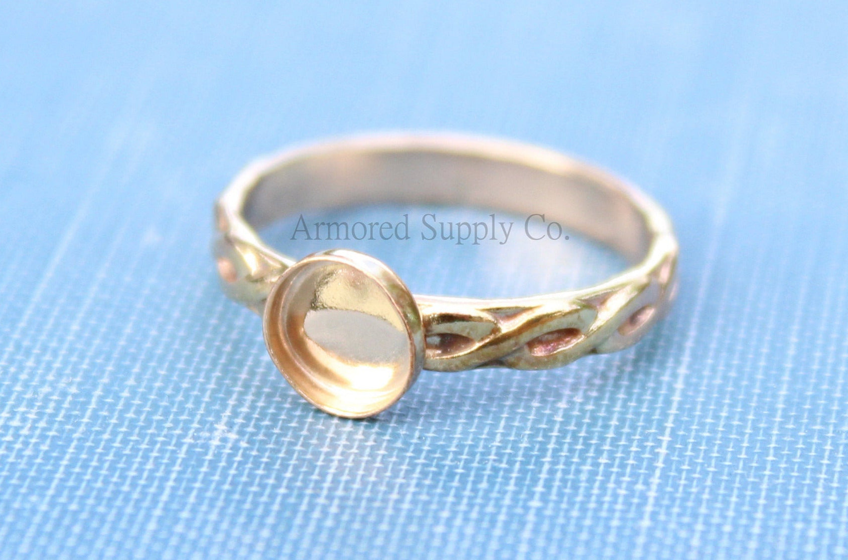 Gold Celtic Infinity Bezel Cup Ring blank, Round Cabochon, Cabochon, Resin Pad, DIY jewelry supplies, build your ring, wholesale jewelry 6mm